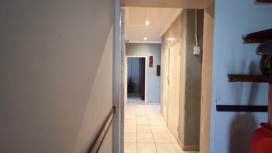 4 Bedroom Property for Sale in Rustenburg North North West